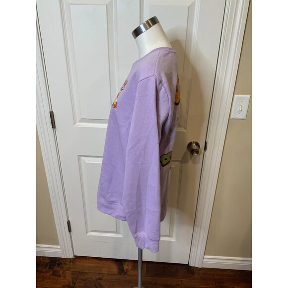 Disney Vibin’ and Thrivin’ Mickey and Friends Crewneck Sweatshirt Size Medium - Picture 4 of 6